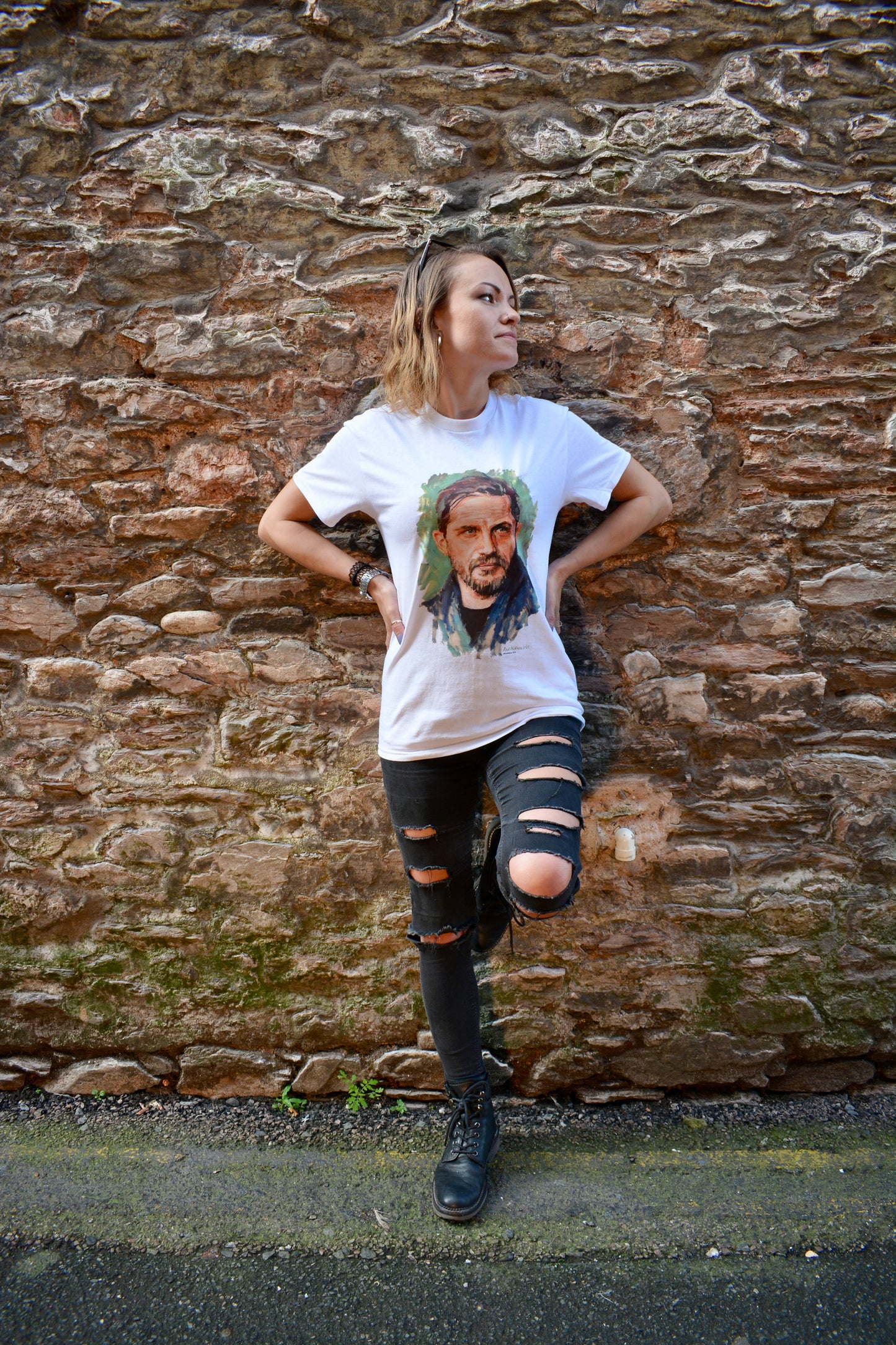 Tom Hardy. T Shirt (unisex)
