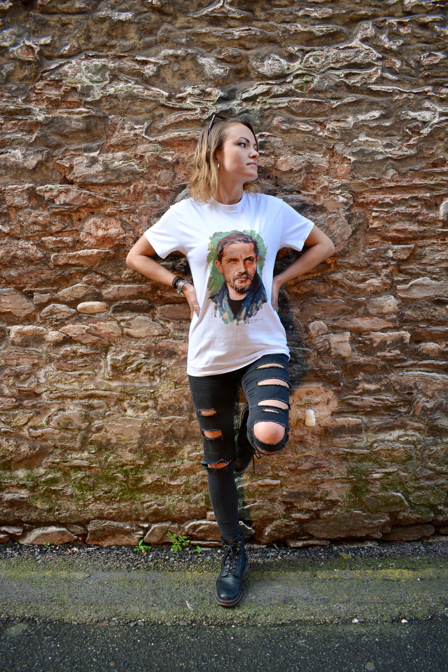 Tom Hardy. T Shirt (unisex)