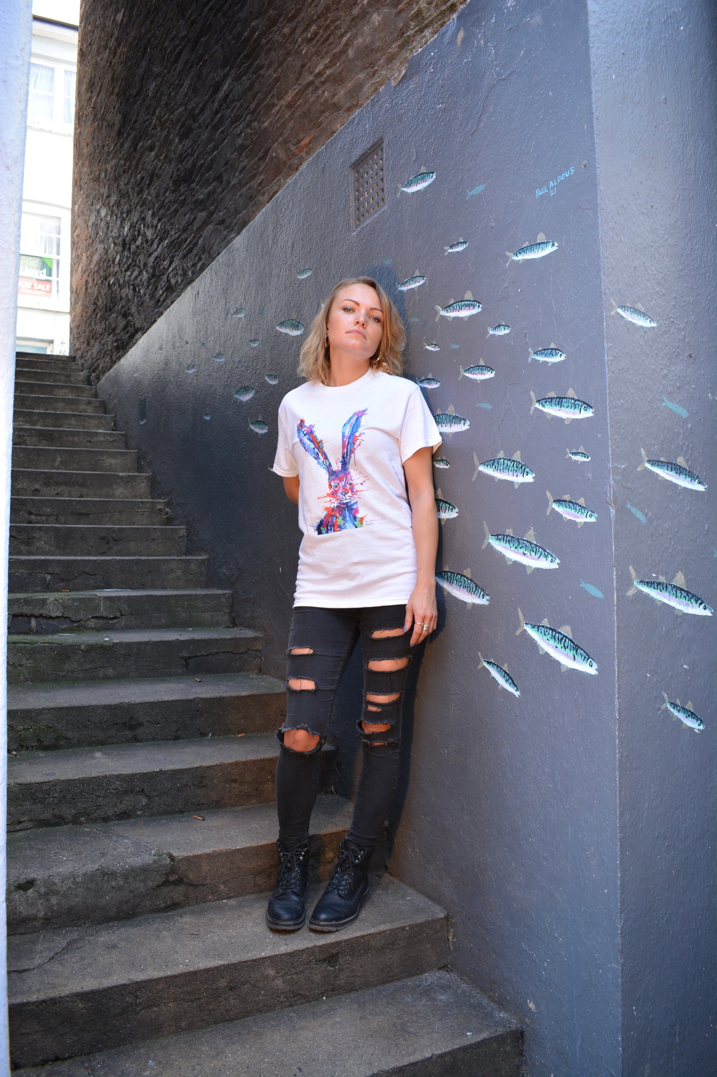 Rabbit T shirt (Unisex)