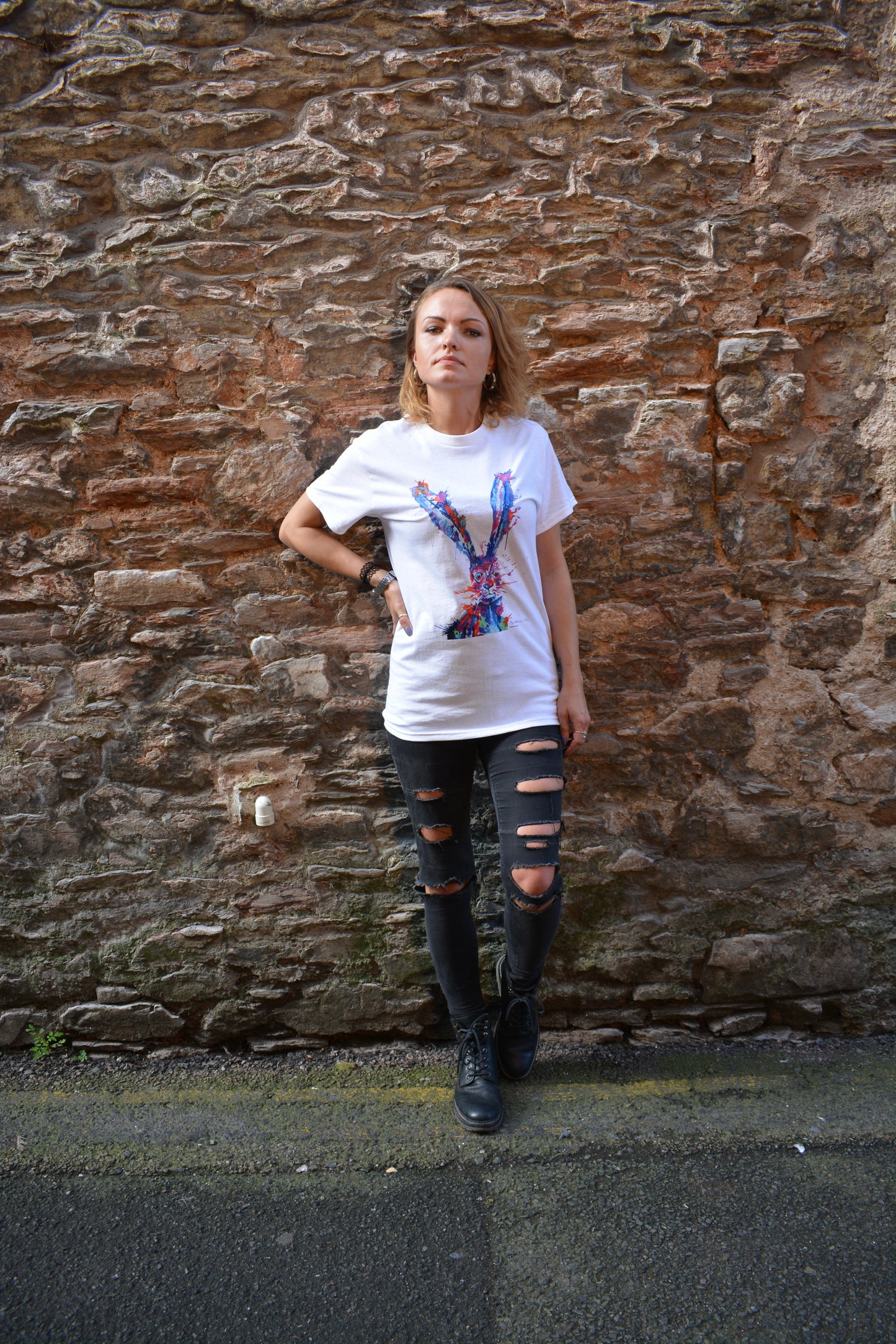 Rabbit T shirt (Unisex)