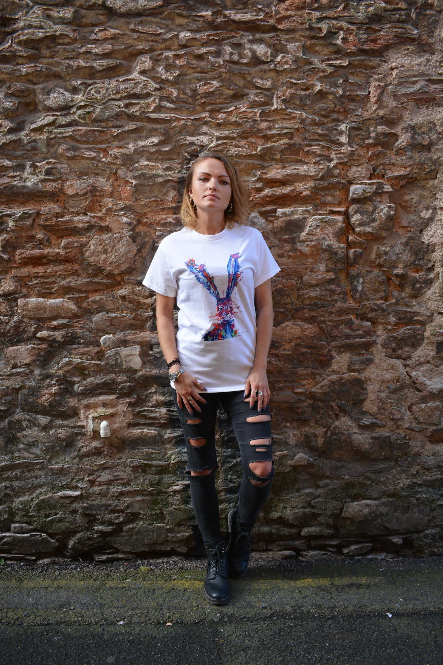 Rabbit T shirt (Unisex)