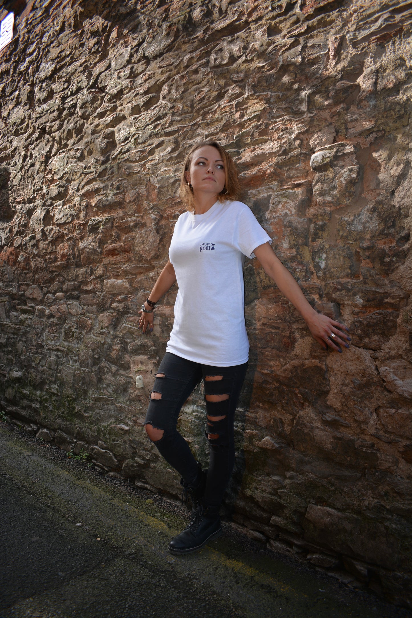 JumpinGoat T shirt Short Sleeve Unisex  T Shirt. (unisex)